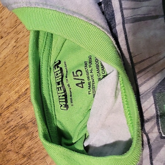 Minecraft Size 4/5 PJs - Picture 4 of 4